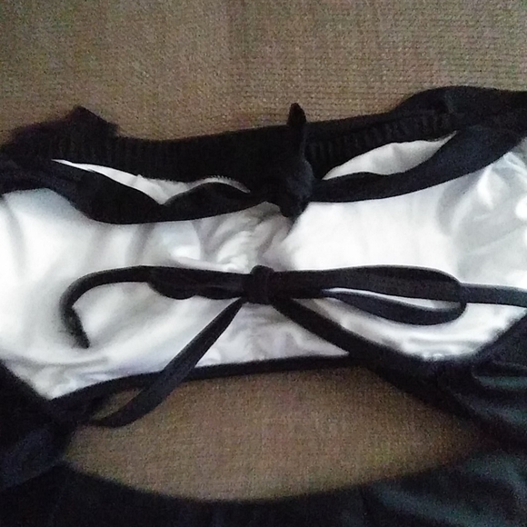 Swimsuit - Picture 3 of 3